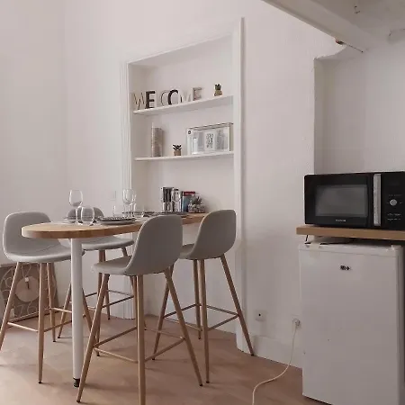 Mezzanine Hyper Centre, Au Pied Du Castillet * ペルピニャン