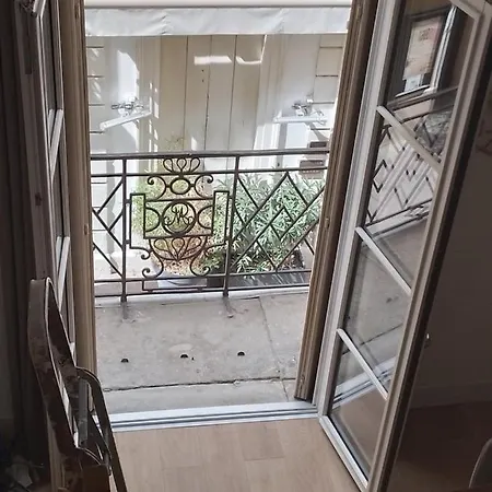 Apartament Mezzanine Hyper Centre, Au Pied Du Castillet